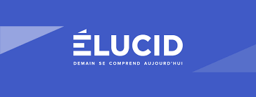 Logo du média Elucid sur fond bleu