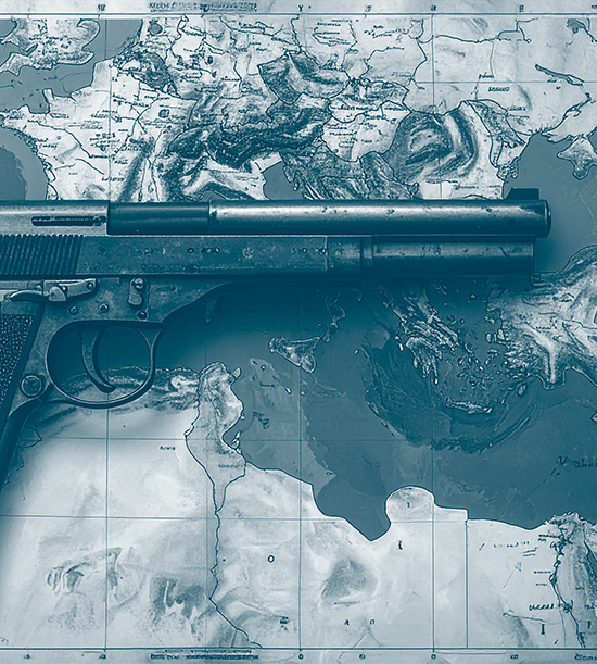Revolver sur une carte de la Méditerranée