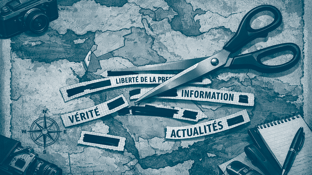 illustration d'une carte du Moyen-Orient avec des mots censurée et un pair de ciseaux qui coupes des morceaux de papier